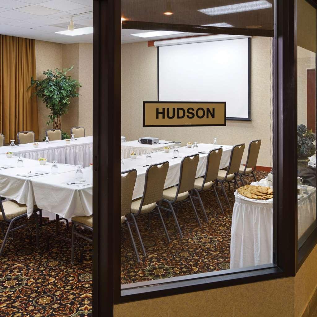 Radisson Hotel Bismarck Eksteriør bilde