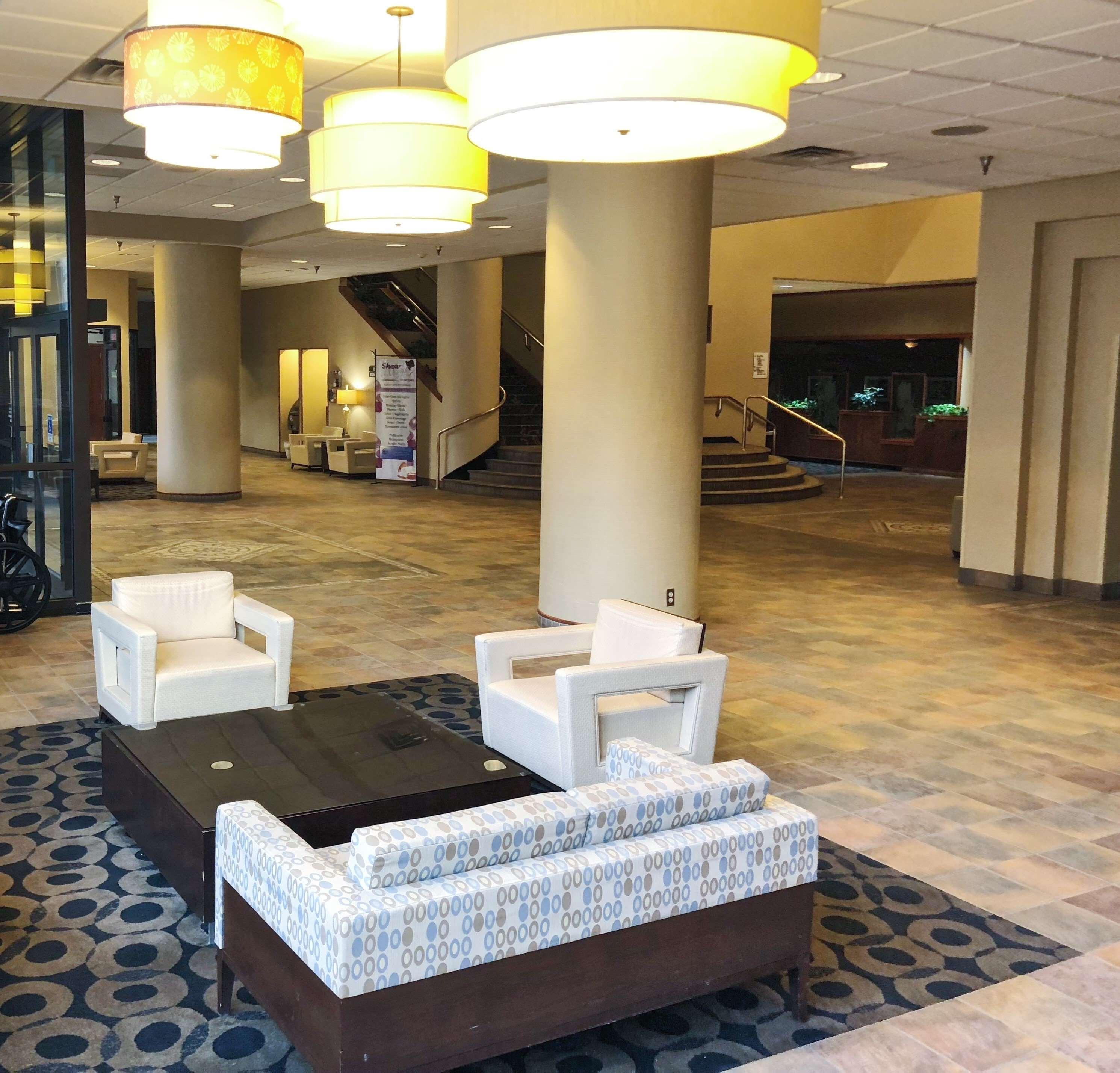 Radisson Hotel Bismarck Eksteriør bilde